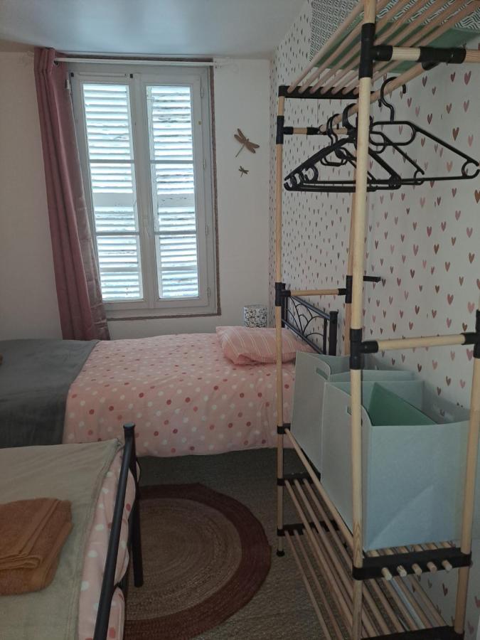 Atypique Saumur 80 M2 Joli Appartement 2 A 7 Pers Familial Renove Entier 3 Chambres Hyper Centre Extérieur photo